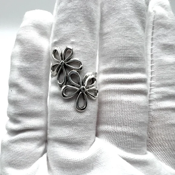 .925 Sterling Silver Double Flower Ring - Picture 12 of 17